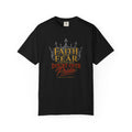 Faith Over Fear Crown T-Shirt – Christian Inspirational Tee (Faith Over Fear, Doubt Over Pride)
